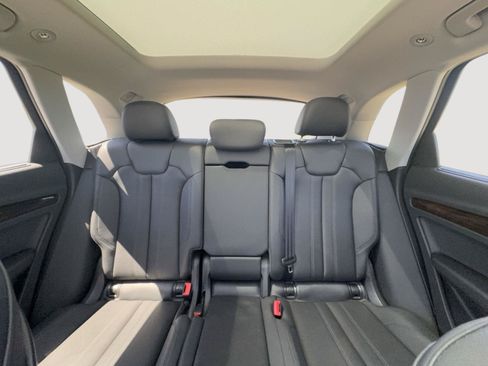 Used 2018 Audi Q5 2.0T Premium Plus w/ Premium Plus Package AWD/4WD image 19
