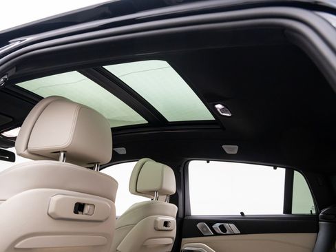 New 2026 BMW X6 M60i w/ Executive Package image 19