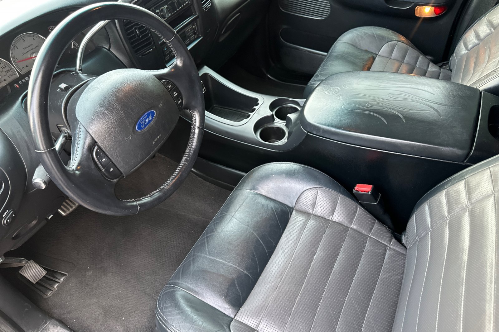 Used 2002 Ford F150 Harley-Davidson RWD image 10