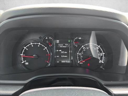 Used 2022 Toyota 4Runner SR5 Premium w/ Moonroof Package RWD image 13