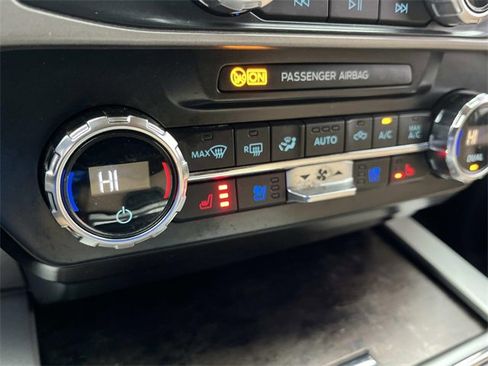 Used 2022 Ford F250 Lariat w/ Lariat Ultimate Package image 34