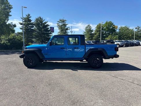 Used 2020 Jeep Gladiator Sport AWD/4WD image 8