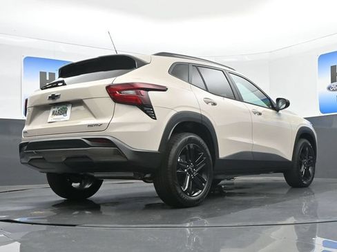 New 2026 Chevrolet Trax ACTIV w/ Driver Confidence Package FWD image 20