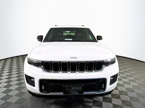 New 2025 Jeep Grand Cherokee Overland w/ Adv Protech Group III AWD/4WD image 2