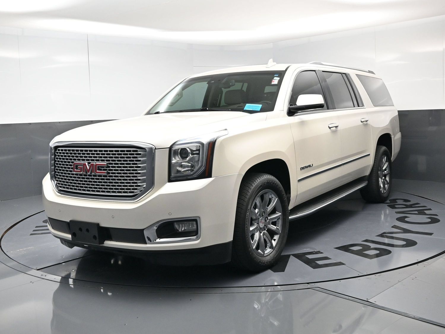 Used 2015 GMC Yukon XL Denali w/ Open Road Package AWD/4WD image 8