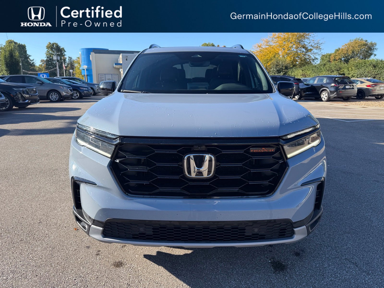 Used 2024 Honda Pilot TrailSport image 2