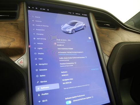 Used 2020 Tesla Model S Long Range Plus AWD/4WD image 17