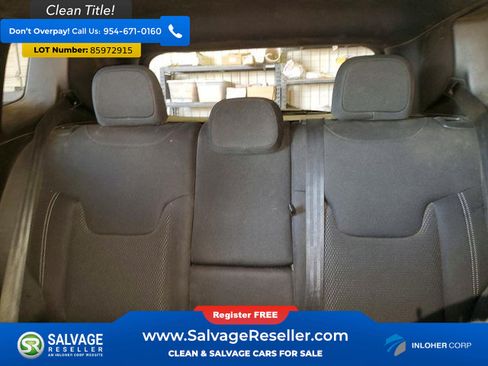 Used 2022 Jeep Renegade Altitude w/ Convenience Group AWD/4WD image 13