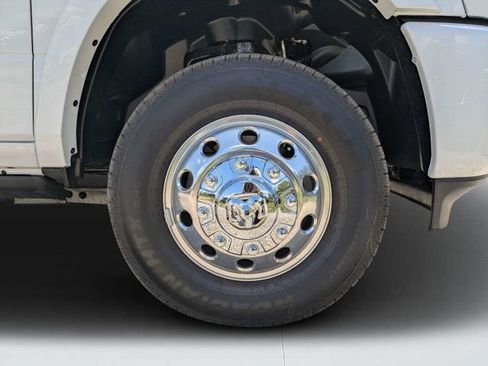 New 2026 RAM 3500 Limited AWD/4WD image 10