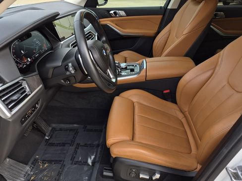 Certified 2022 BMW X7 xDrive40i w/ Premium Package image 29