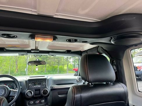 Used 2012 Jeep Wrangler Sport AWD/4WD image 40