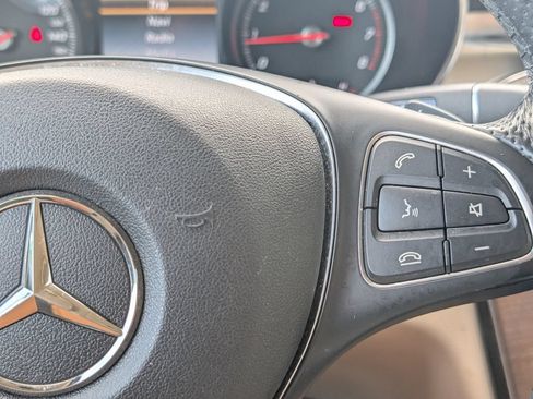 Certified 2019 Mercedes-Benz GLC 300 4MATIC image 20