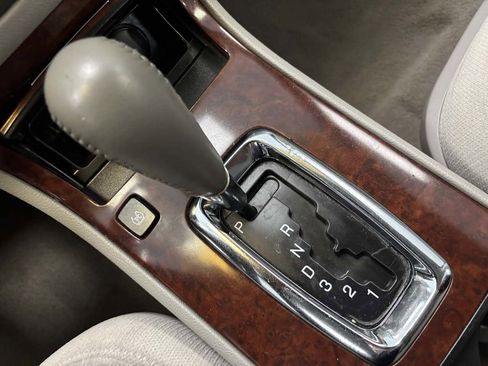 Used 2007 Buick Lucerne CX image 17