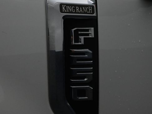 Used 2022 Ford F250 King Ranch w/ King Ranch Ultimate Package AWD/4WD image 15