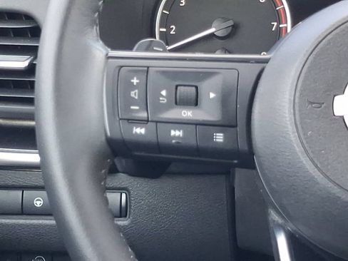 Certified 2024 Nissan Rogue SV w/ SV Premium Package FWD image 10