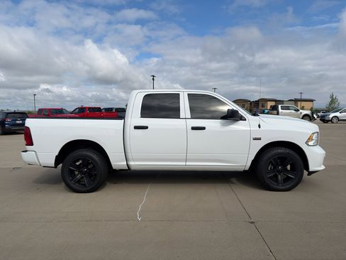 Used 2023 RAM 1500 Express w/ Wheel & Sound Group AWD/4WD image 1