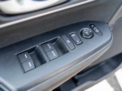 Used 2020 Honda CR-V EX image 18