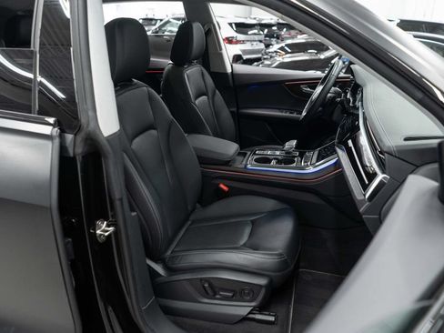 Used 2023 Audi Q8 Premium Plus w/ Premium Plus Package AWD/4WD image 11