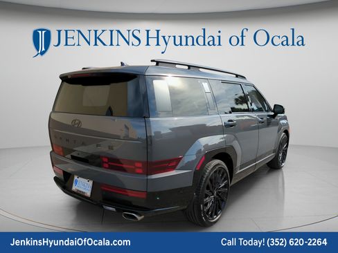 Certified 2025 Hyundai Santa Fe Calligraphy FWD image 3