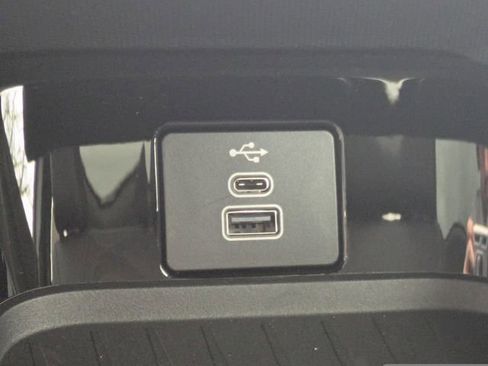 New 2026 Ford Mustang Mach-E Premium image 24