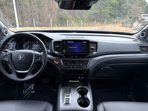 Used 2023 Honda Ridgeline RTL-E image 16