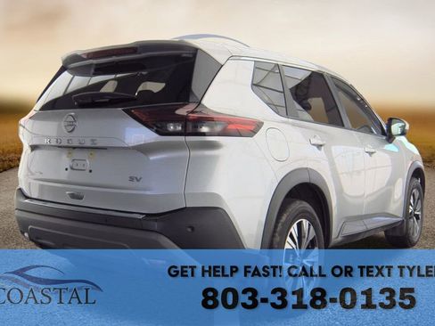 Used 2023 Nissan Rogue SV image 10