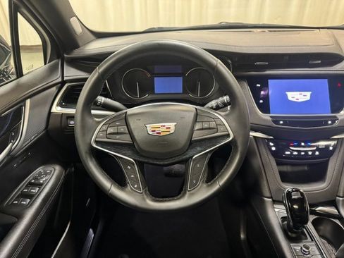 Used 2025 Cadillac XT5 Premium Luxury image 29