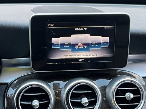 Used 2018 Mercedes-Benz C 300 4MATIC Sedan image 16