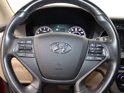 Used 2015 Hyundai Sonata Limited w/ Option Group 06 FWD image 31
