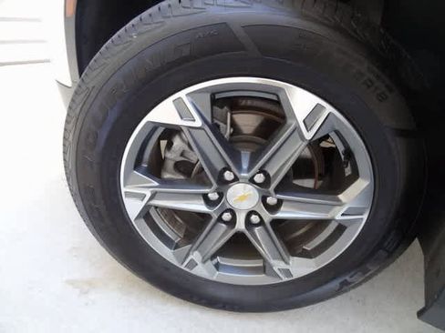 Used 2023 Chevrolet Blazer LT image 34