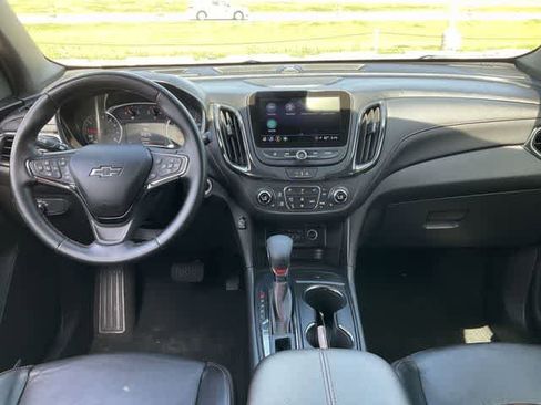 Used 2023 Chevrolet Equinox RS w/ RS Leather Package FWD image 18