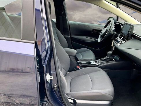Used 2022 Toyota Corolla LE image 28