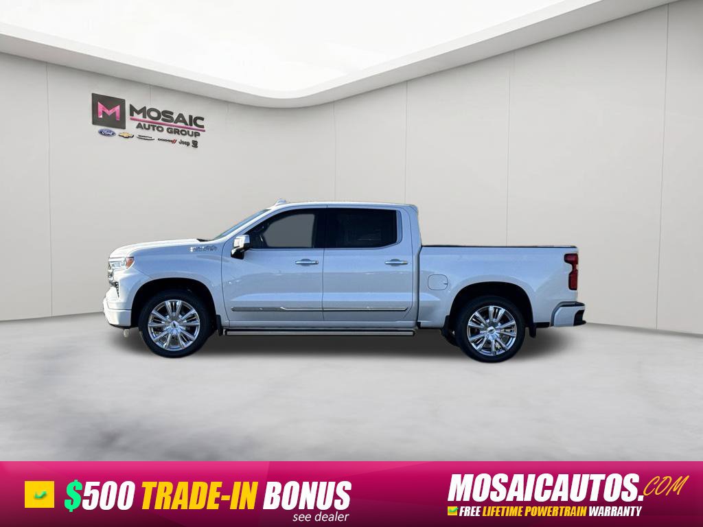 Used 2024 Chevrolet Silverado 1500 High Country AWD/4WD image 4