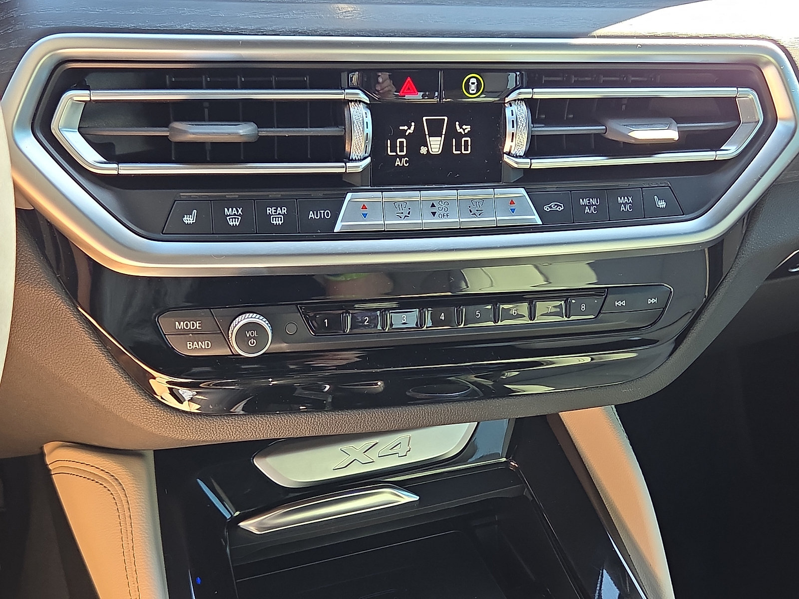 Used 2025 BMW X4 xDrive30i w/ Premium Package AWD/4WD image 20