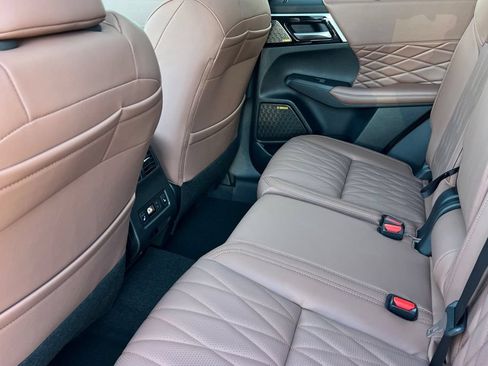 New 2026 Mitsubishi Outlander SEL FWD image 13