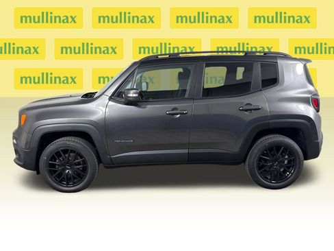 Used 2016 Jeep Renegade Latitude AWD/4WD image 12