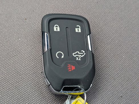 Used 2020 Chevrolet Silverado 1500 High Country w/ Technology Package image 21