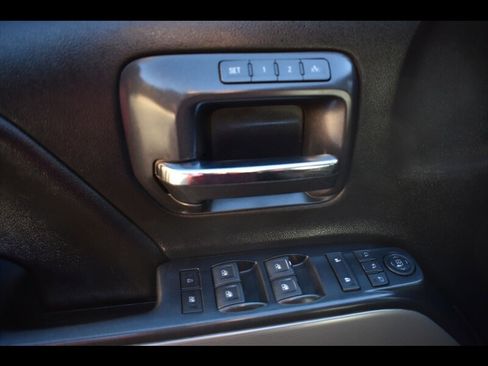 Used 2018 GMC Sierra 3500 Denali image 17