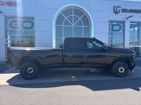 New 2026 RAM 3500 Big Horn AWD/4WD image 11