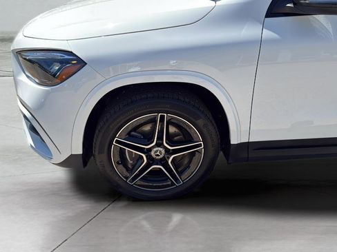 Certified 2026 Mercedes-Benz GLA 250 4MATIC image 9