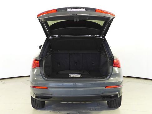 Used 2023 Audi Q3 2.0T Premium w/ Black Optic Package AWD/4WD image 10