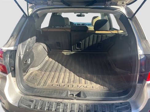 Used 2015 Subaru Outback 2.5i Limited image 27