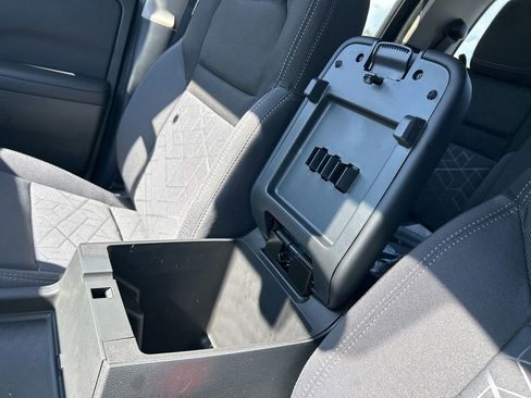 New 2026 Nissan Frontier SV w/ SV Convenience Package image 32