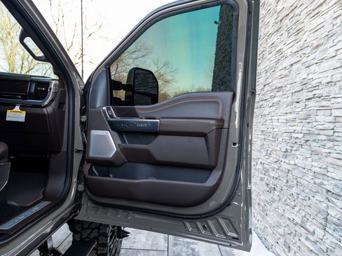 Used 2026 Ford F450 King Ranch w/ Chrome Package image 34