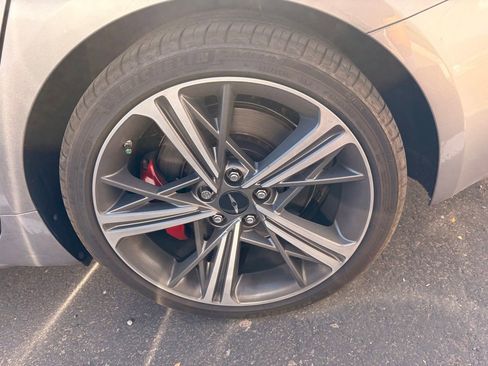 Used 2025 Genesis G70 2.5T w/ Sport Prestige Package RWD image 8
