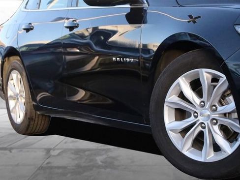 Used 2024 Chevrolet Malibu LT image 3