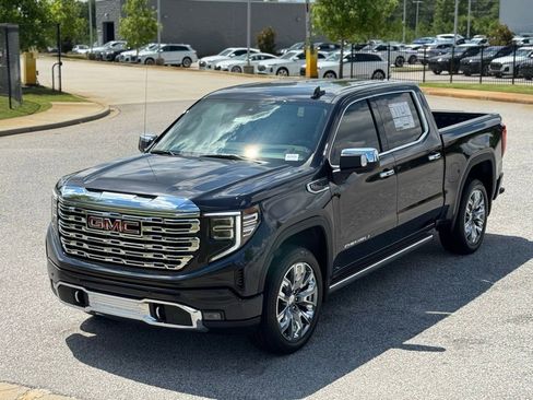 New 2025 GMC Sierra 1500 Denali image 10
