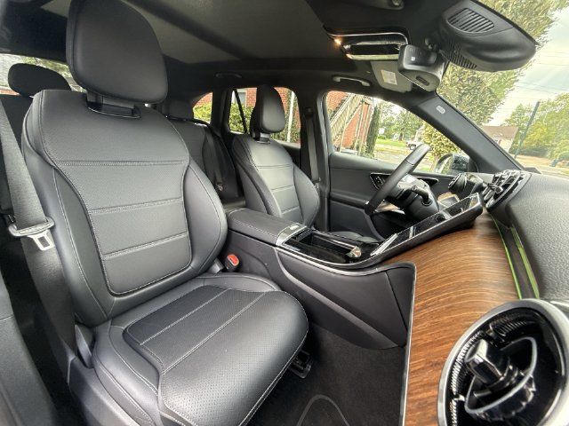 Used 2026 Mercedes-Benz GLC 300 4MATIC image 15