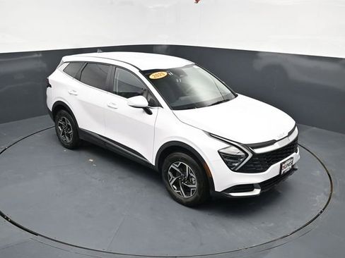 Used 2025 Kia Sportage LX image 33