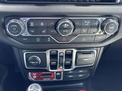 New 2026 Jeep Wrangler Unlimited Sport AWD/4WD image 23